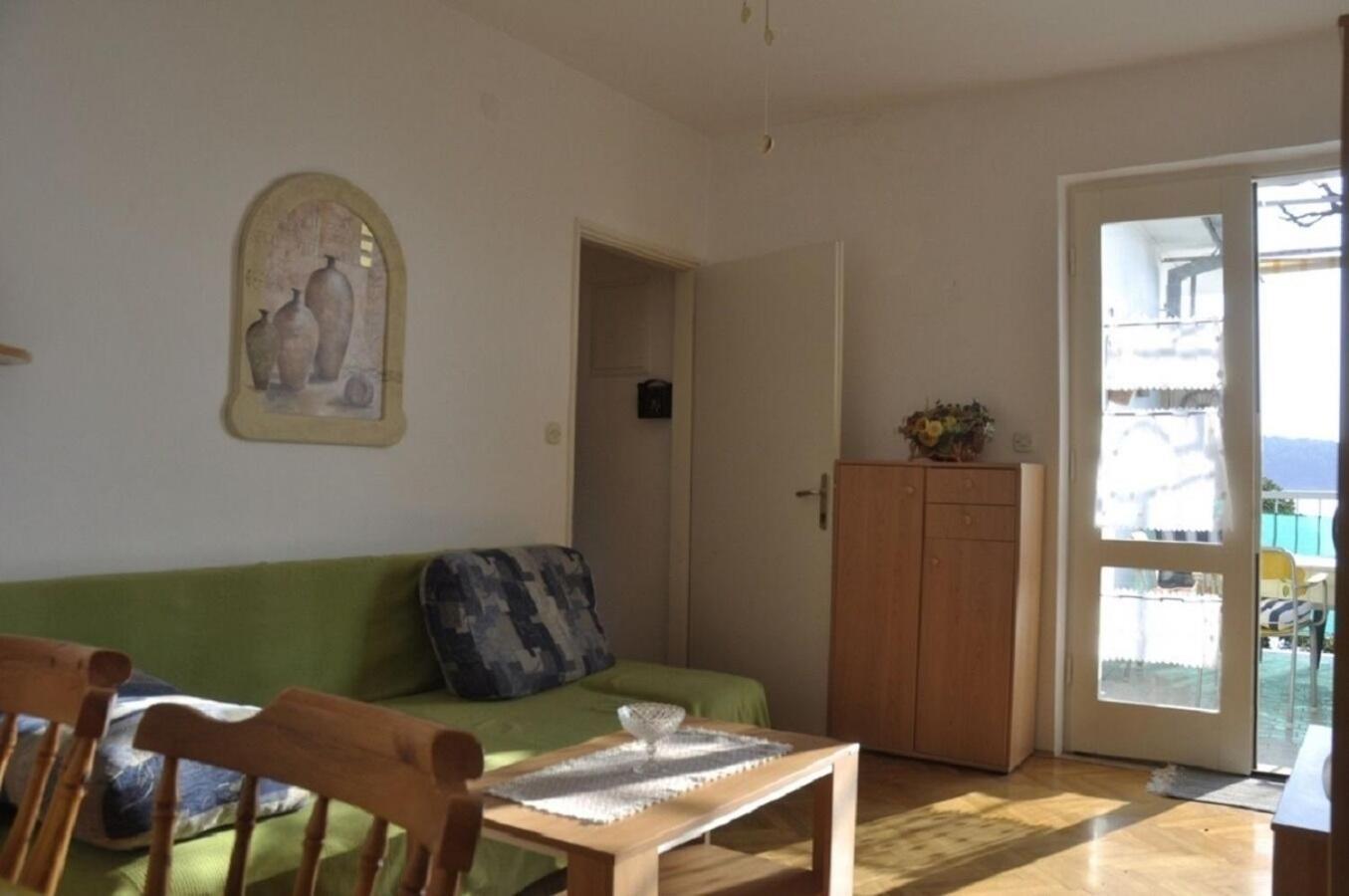 Apartments Petar - 6M From The Sea Barbat na Rabu ภายนอก รูปภาพ