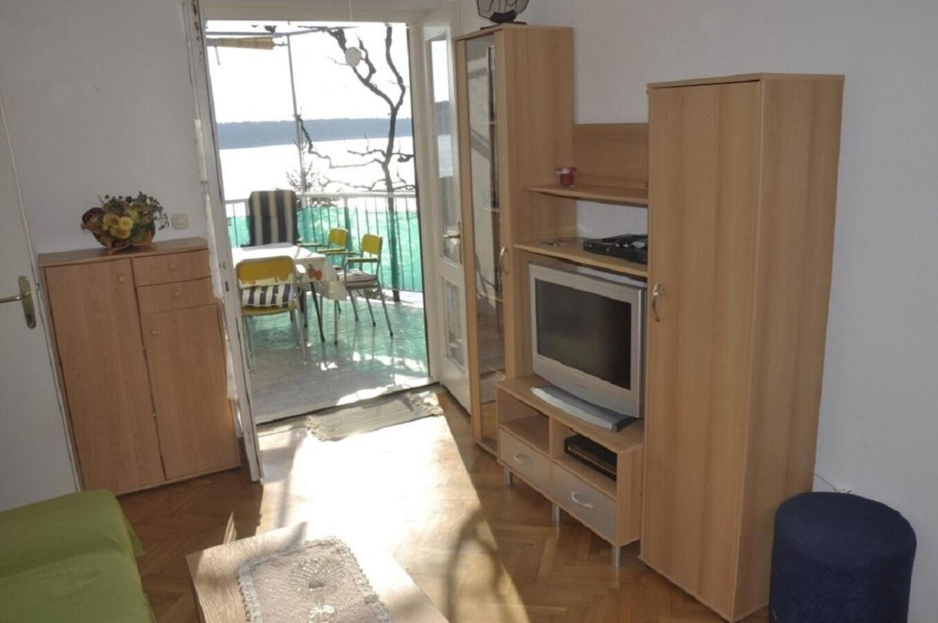 Apartments Petar - 6M From The Sea Barbat na Rabu ภายนอก รูปภาพ